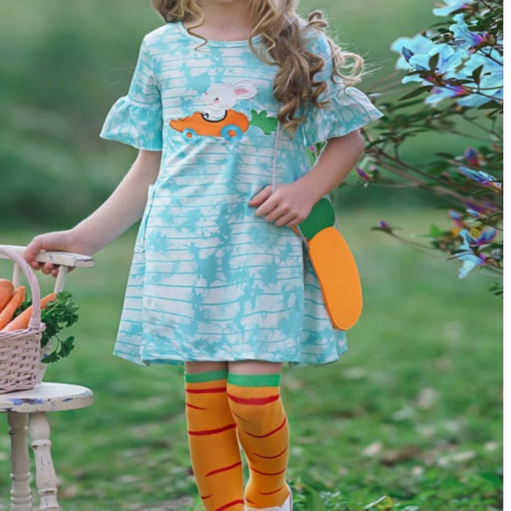 Easter Dress and socks 🐰 🥕 EUC